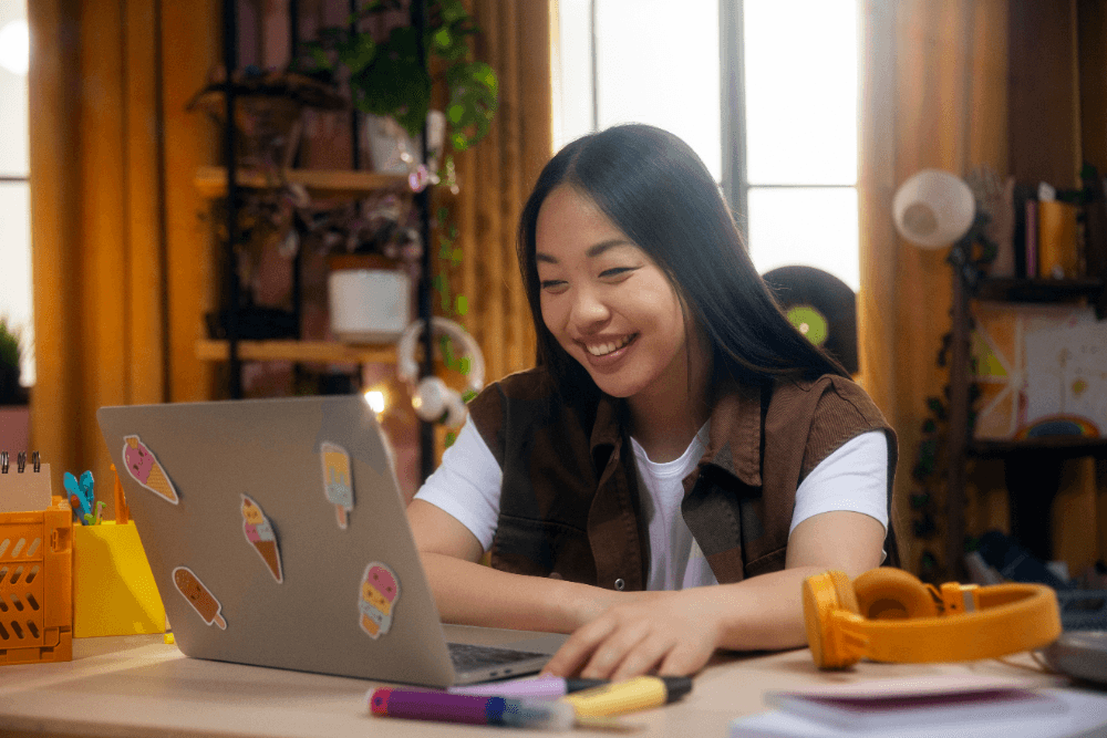 Digital Writing Camp: AI-Driven Innovation for Writer