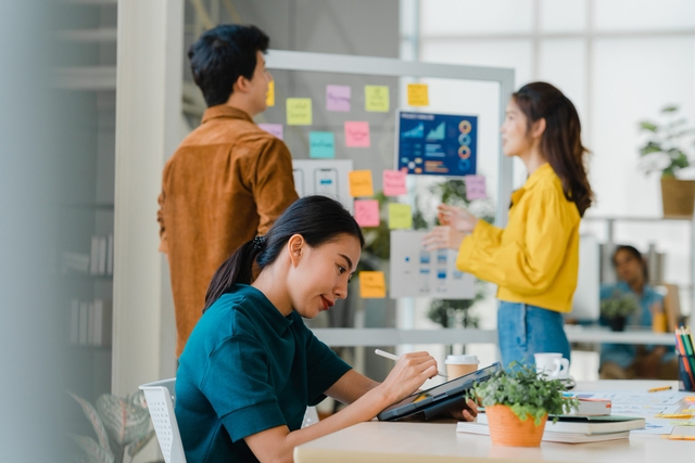 Industry-Driven Curriculum & Practice