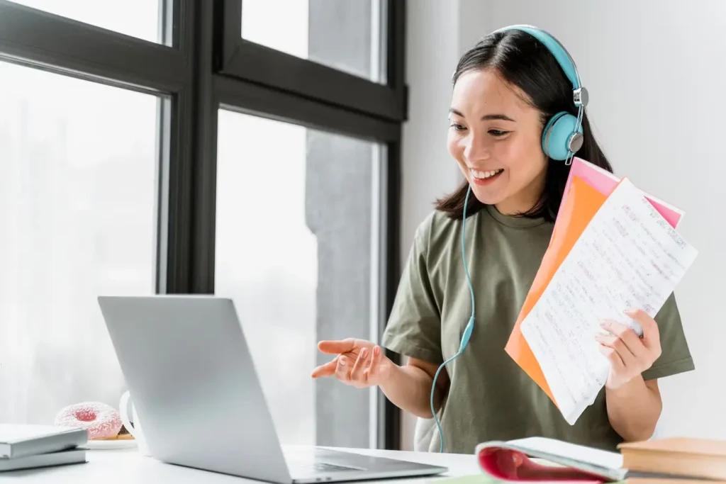 Gaji Virtual Assistant: Besaran Penghasilan dan Cara Menentukannya