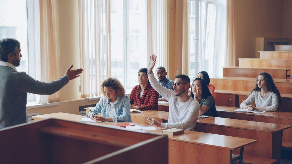 7 Tips Memilih Corporate Training untuk Karyawan yang Tepat