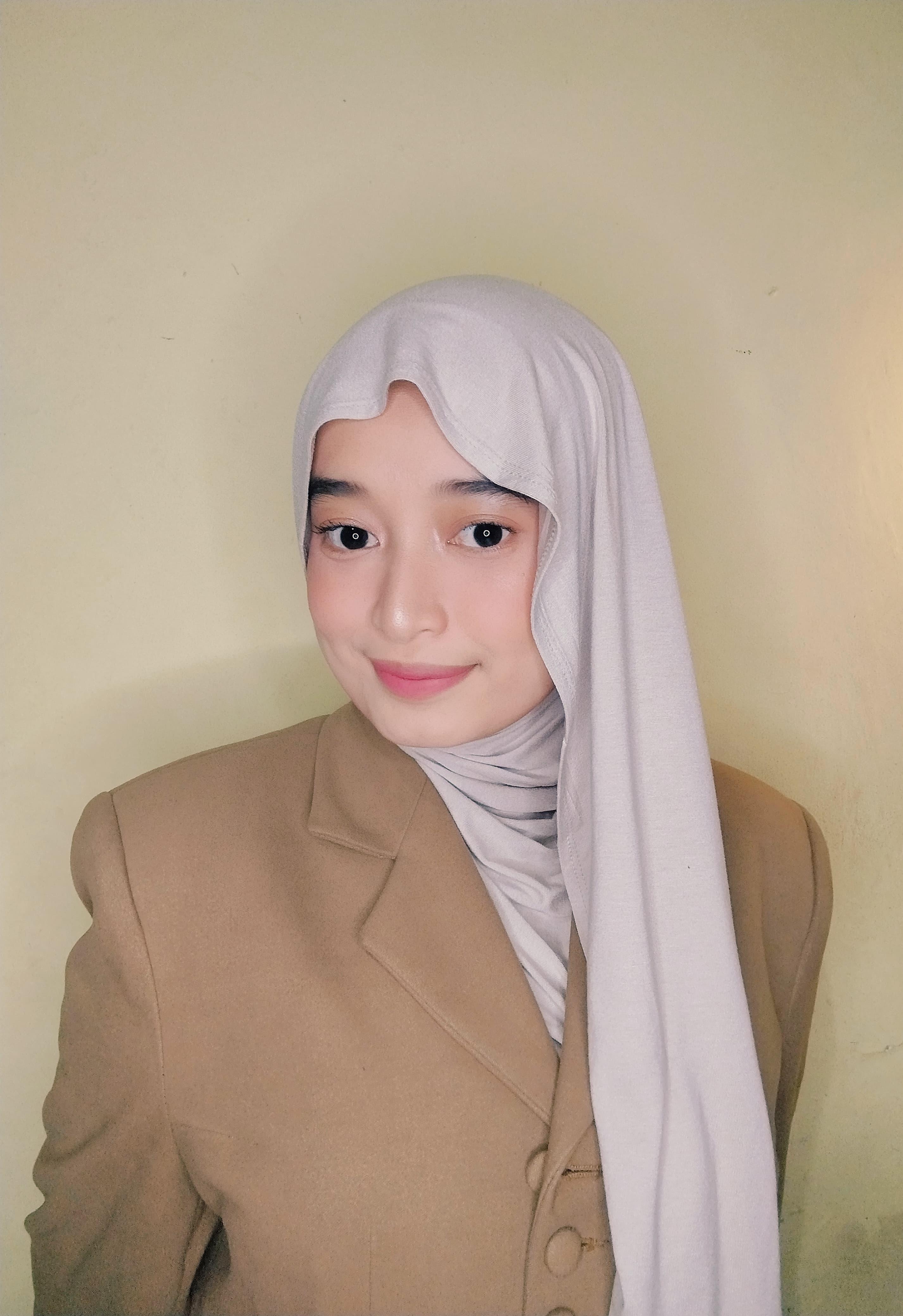 Lithania Laura Dwi Kusuma Kartika