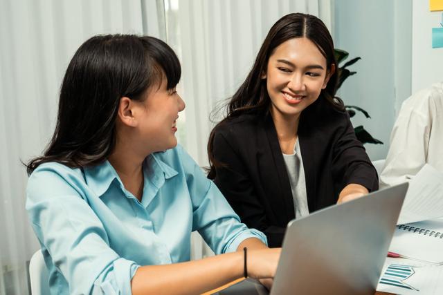 Online-live Interactive Learning